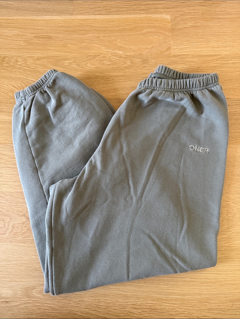ONER active mid weight jogger green